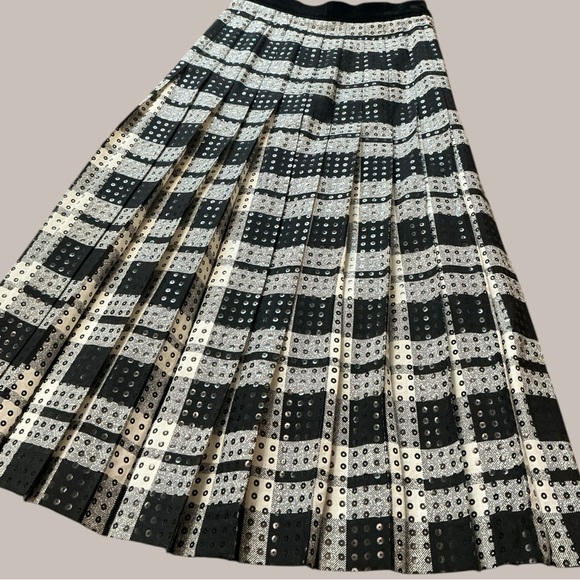 Escada Black and White A-Line Skirt - Picture 3 of 6